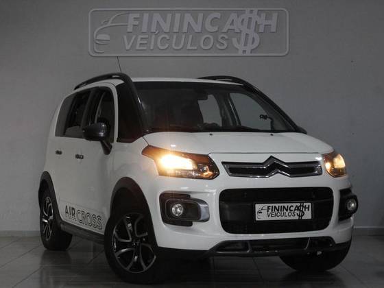 CITROËN AIRCROSS 1.6 EXCLUSIVE 16V FLEX 4P AUTOMÁTICO CITROËN AIRCROSS 1.6 EXCLUSIVE 16V FLEX 4P AUTOMÁTICO